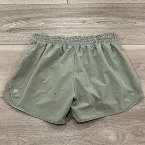 Lululemon Hotty Hot High-Rise Lined Short 4"